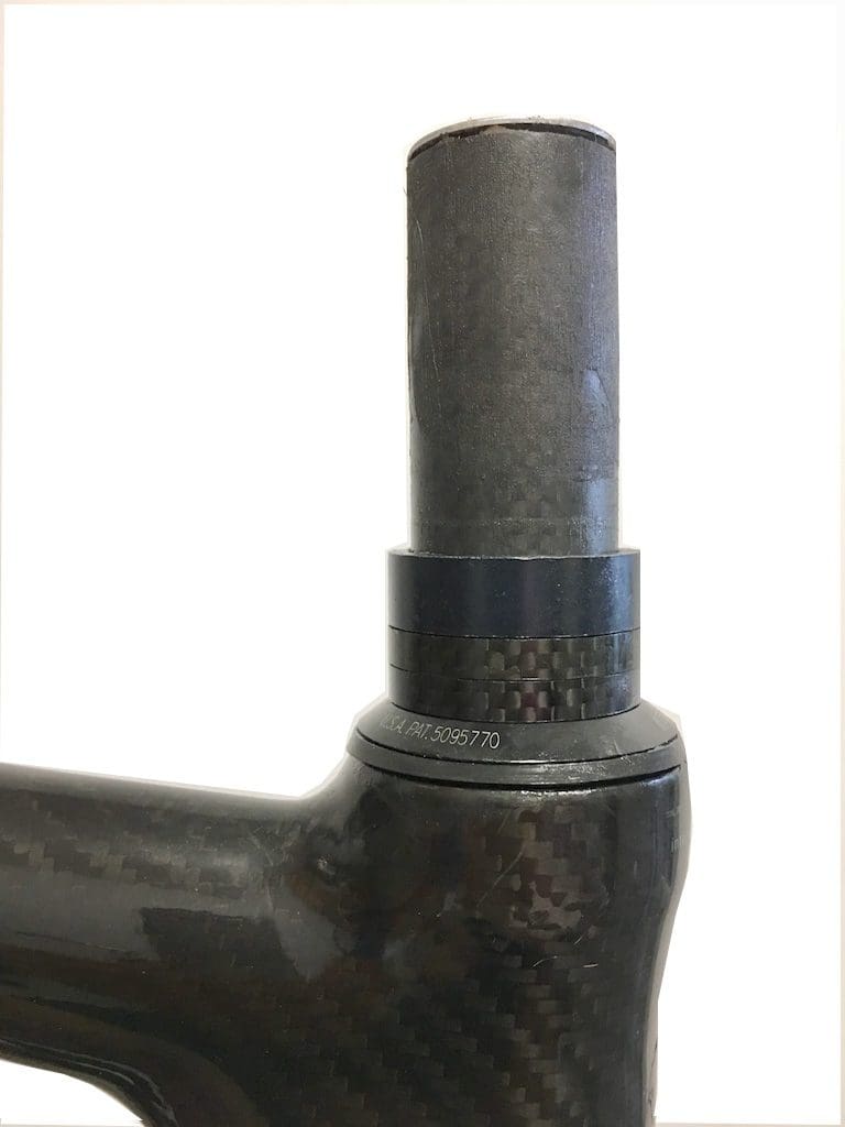 Mounting the steering bearings