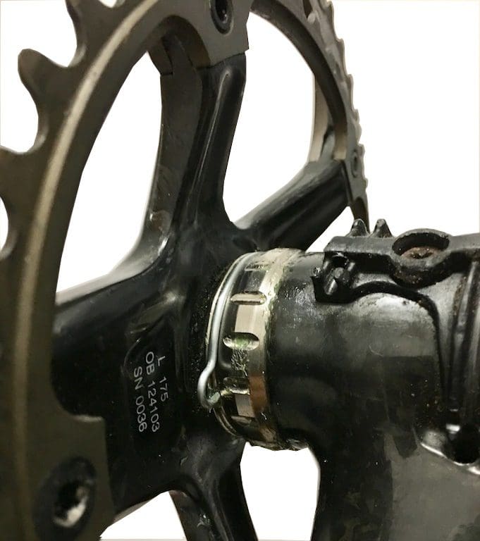 Mise en place du clip de roulement