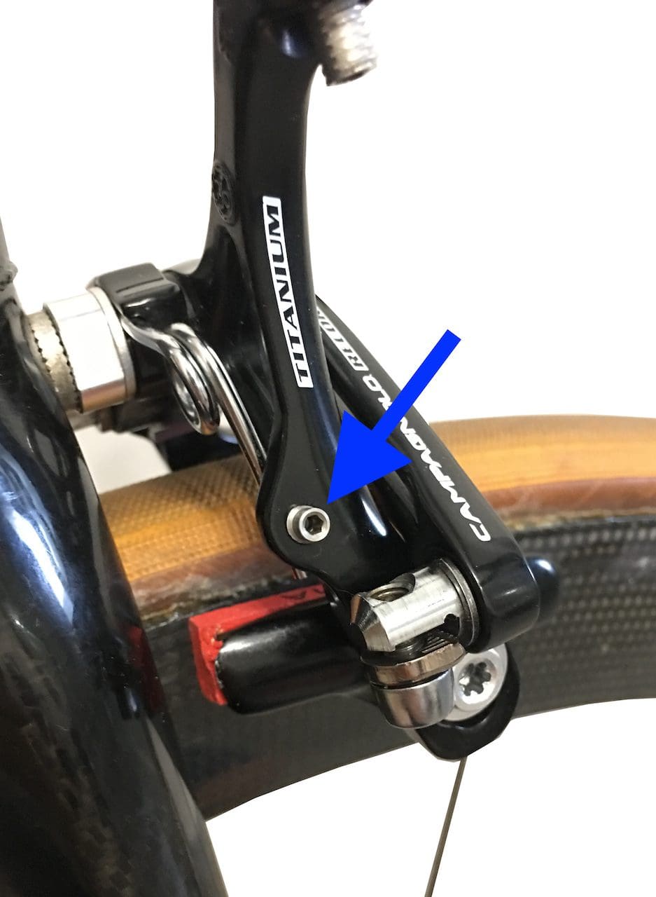 How to mount and adjust your Campagnolo rim brakes?