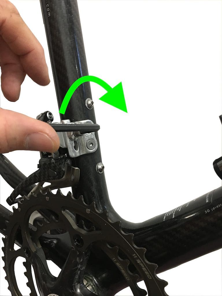 Adjustment of Campagnolo 10 and 11 speed derailleurs