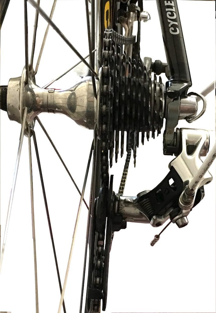 Adjustment of Campagnolo 10 and 11 speed derailleurs