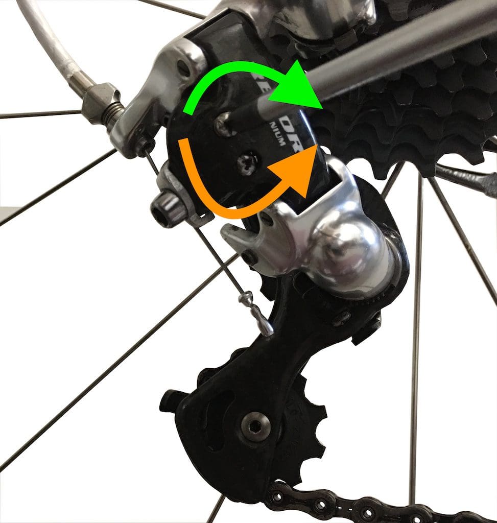 Adjustment of Campagnolo 10 and 11 speed derailleurs