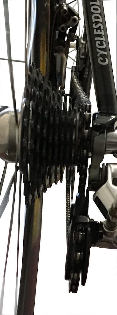 Adjustment of Campagnolo 10 and 11 speed derailleurs