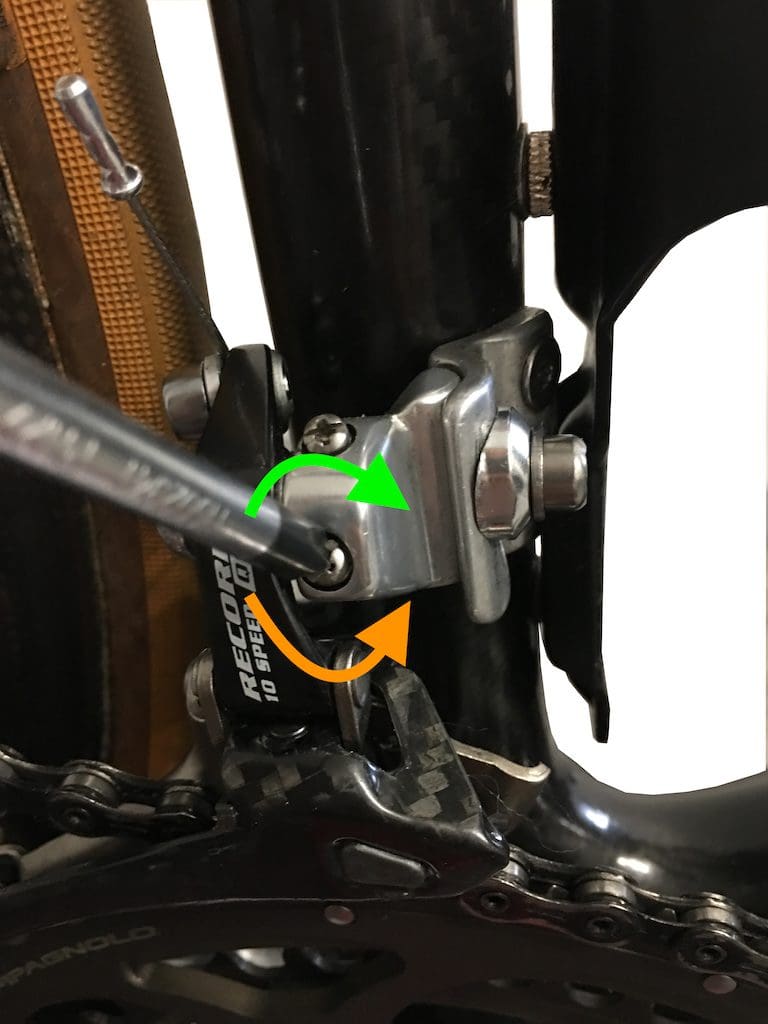 Adjustment of Campagnolo 10 and 11 speed derailleurs