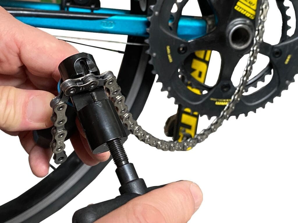 Montage chaîne Sram 22