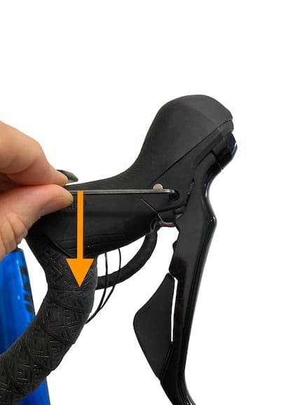 Adjust the reach of the hydraulic Shimano levers