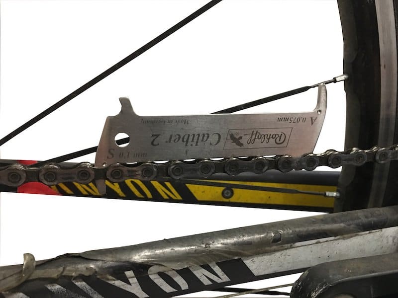 How to measure the chain wear?