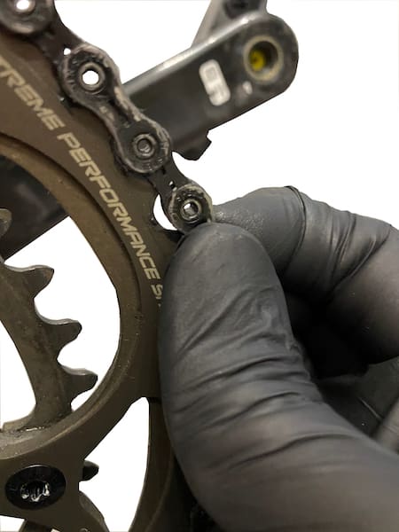How to measure the chain wear?