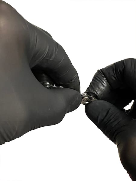 How to measure the chain wear?