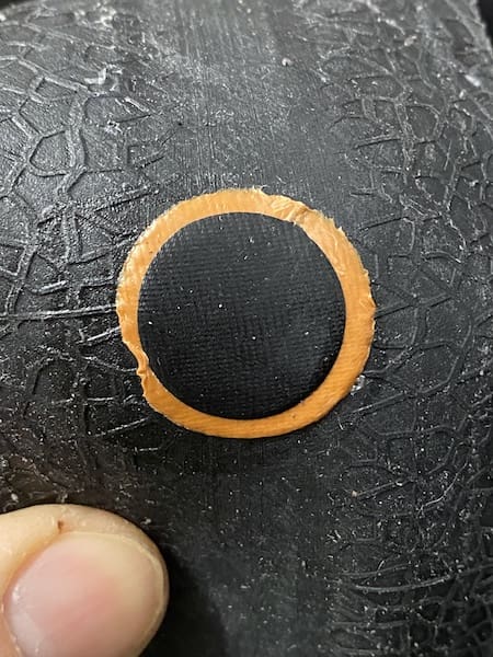 Réparer un pneu tubeless