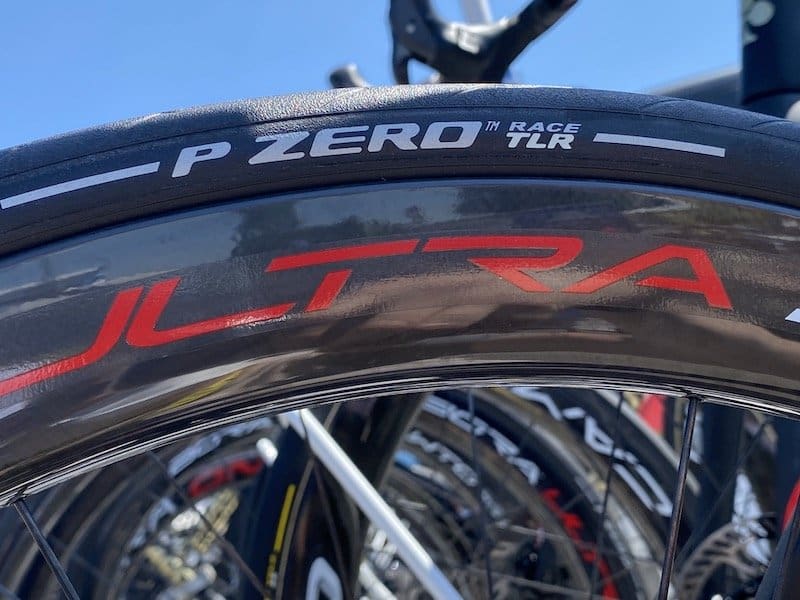 2022 tour de France UAE Team Emirates