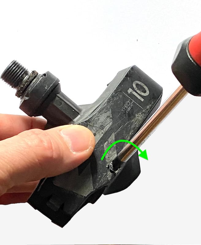 Remplacer la lame carbone des pédales Time