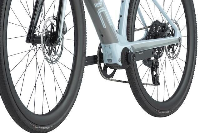 2023 BMC Roadmachine 01 AMP X