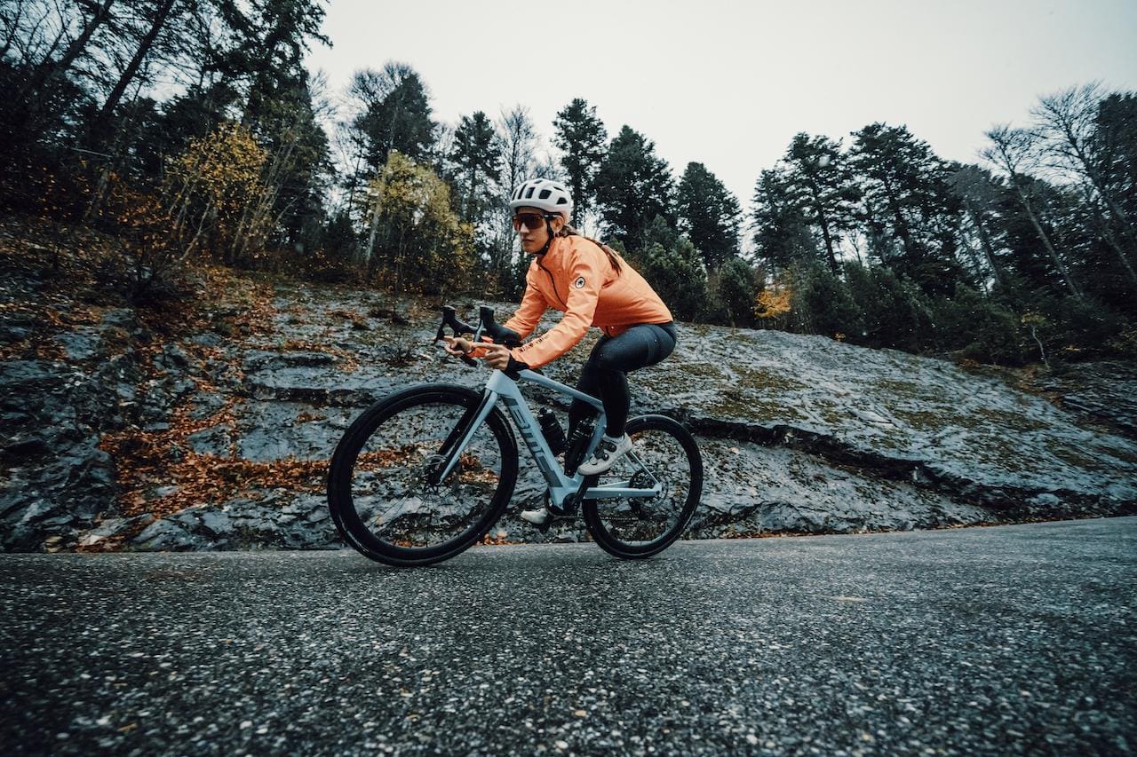 2023 BMC Roadmachine 01 AMP X