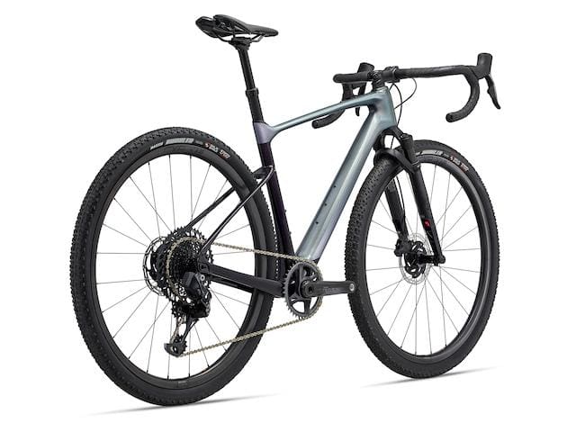 2023 Giant Revolt X Advanced Pro