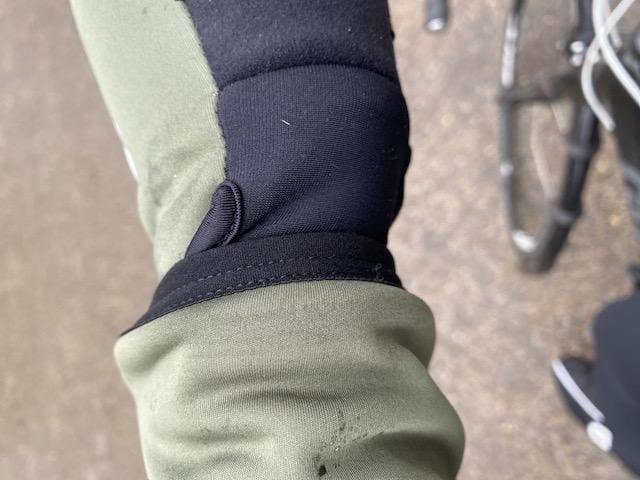 2023 Sportful test veste Tempo, collant Classic gants Essential 2, surchaussures Reflex 2 Booties,