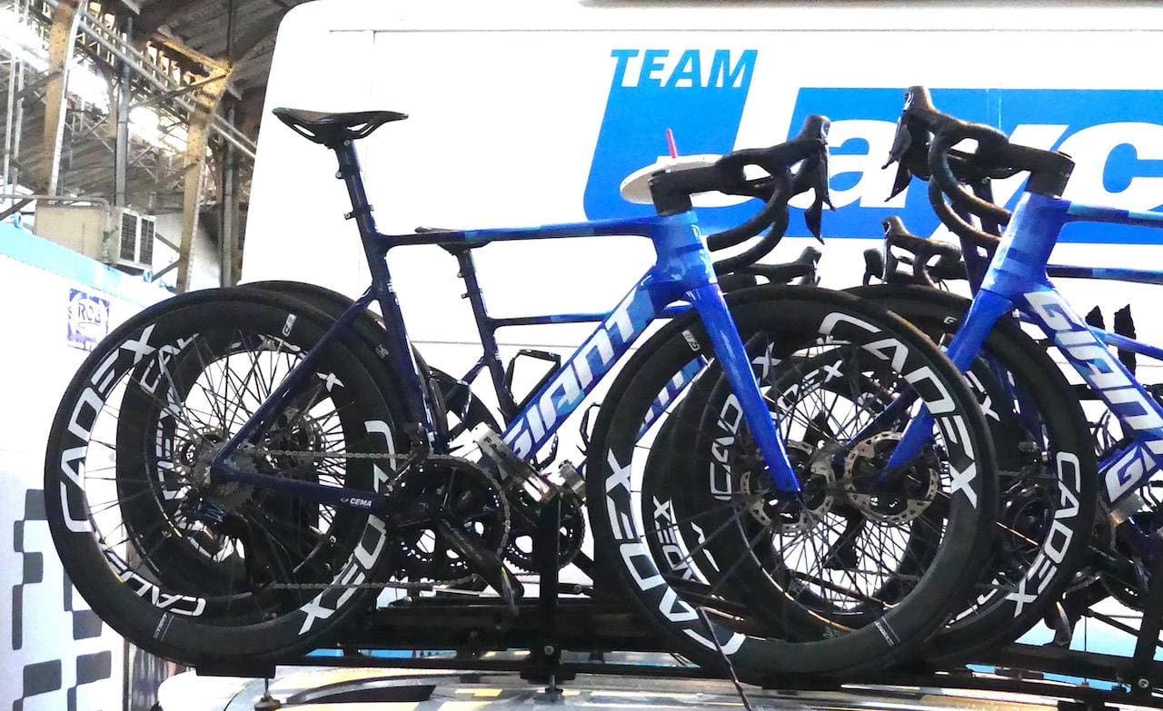 2023 Team Jayco-Alula Giant