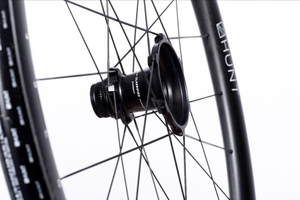 2023 Classified Campagnolo Ekar roues Hunt 1