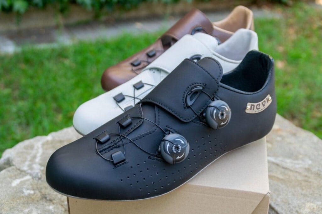 2023 Nevi chaussures semelles Titane