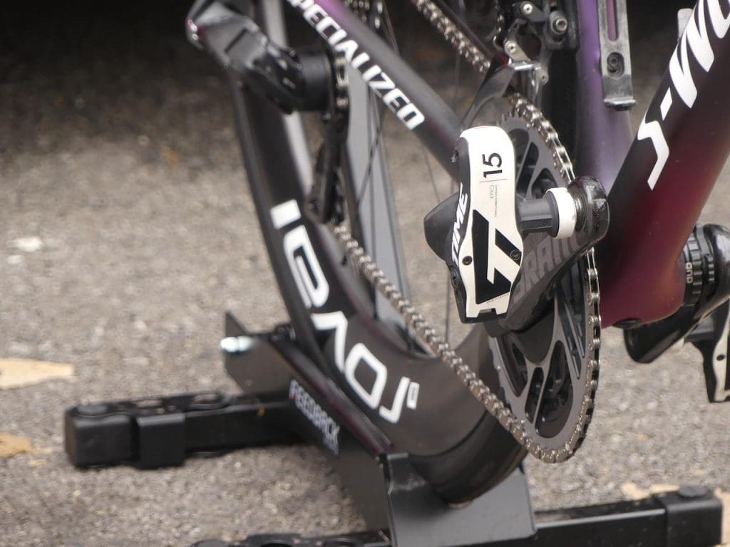 2023 Paris-Roubaix Femmes avec Zwift matériel et vélo