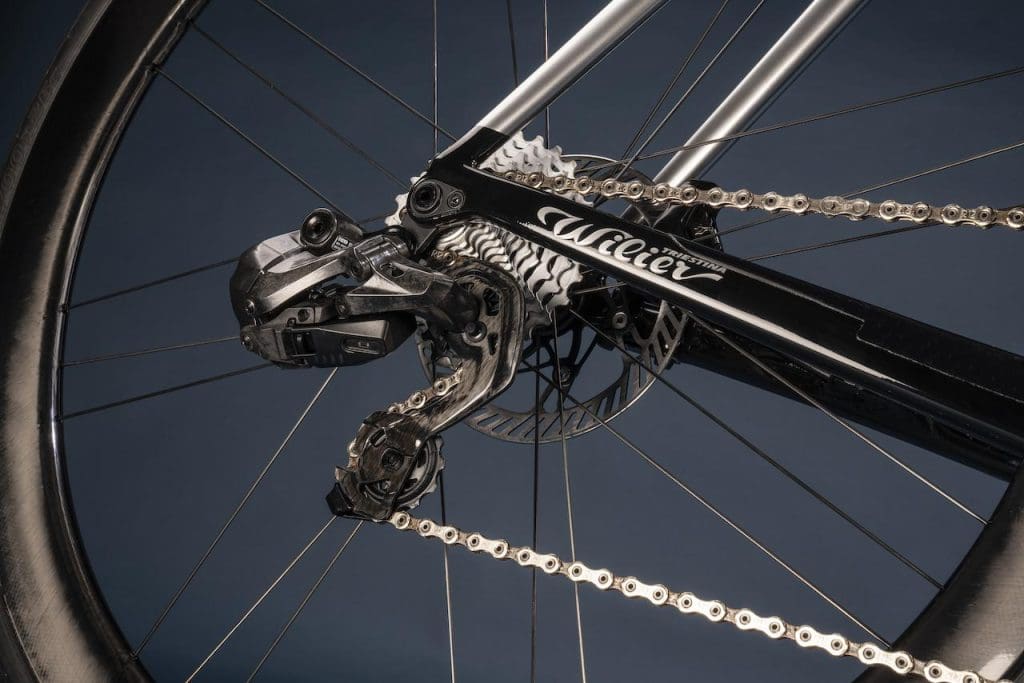 2023 vélo Wilier Fiante SLR Ramato avec groupe Campagnolo Super Record Wireless