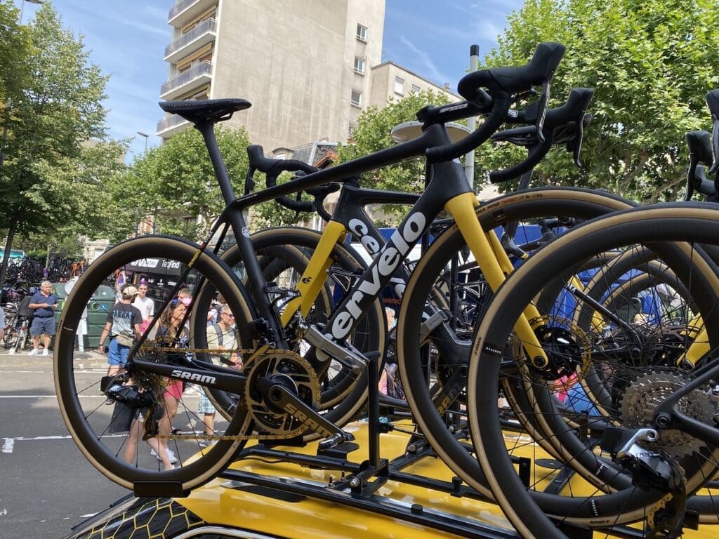 2023 matériel et vélos du Tour de France Femmes avec Zwift