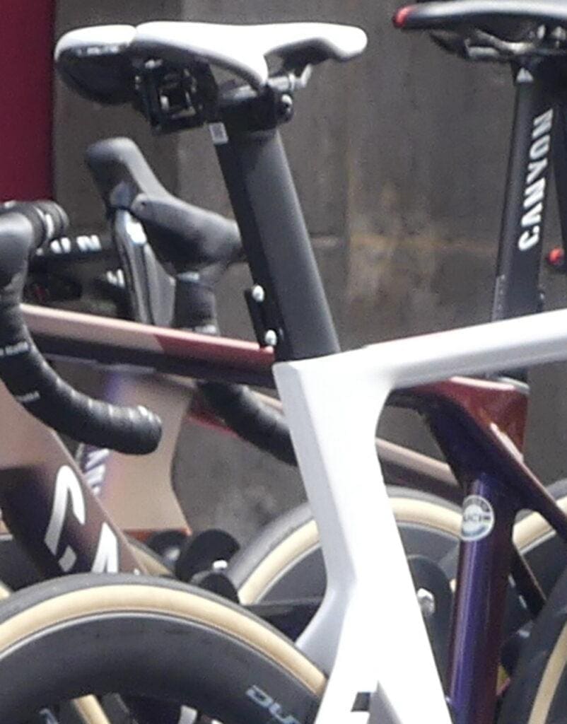 Dans les paddocks du Tour de France 2023 les vélos et matériel à voir...