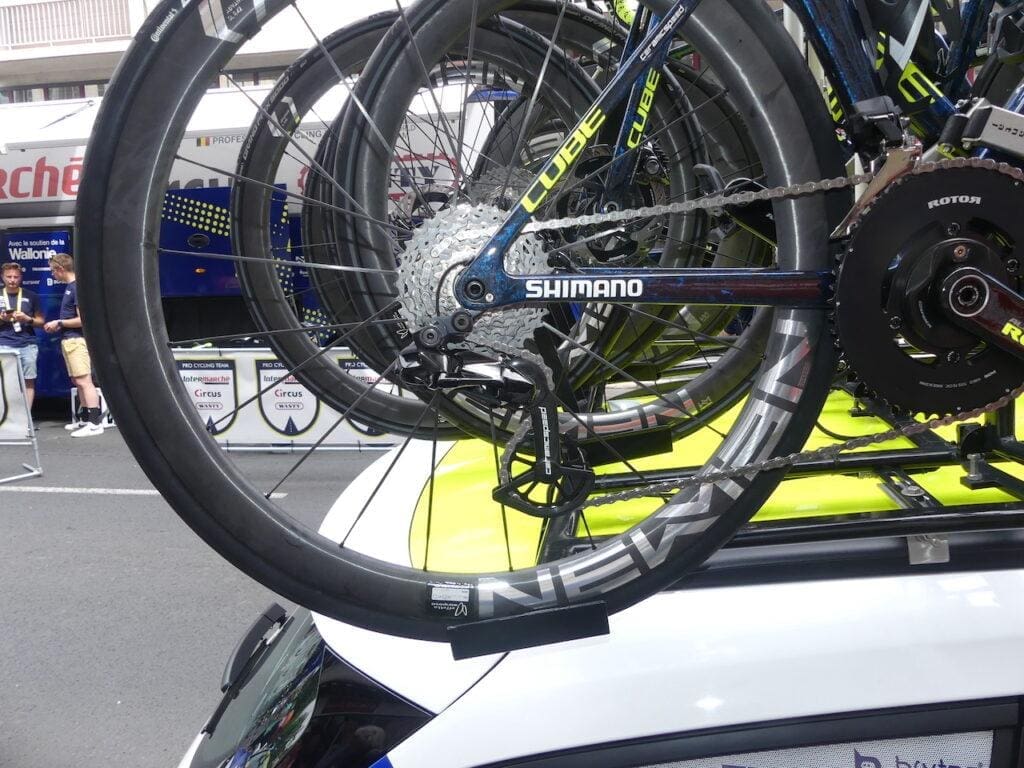 Dans les paddocks du Tour de France 2023 les vélos et matériel à voir...