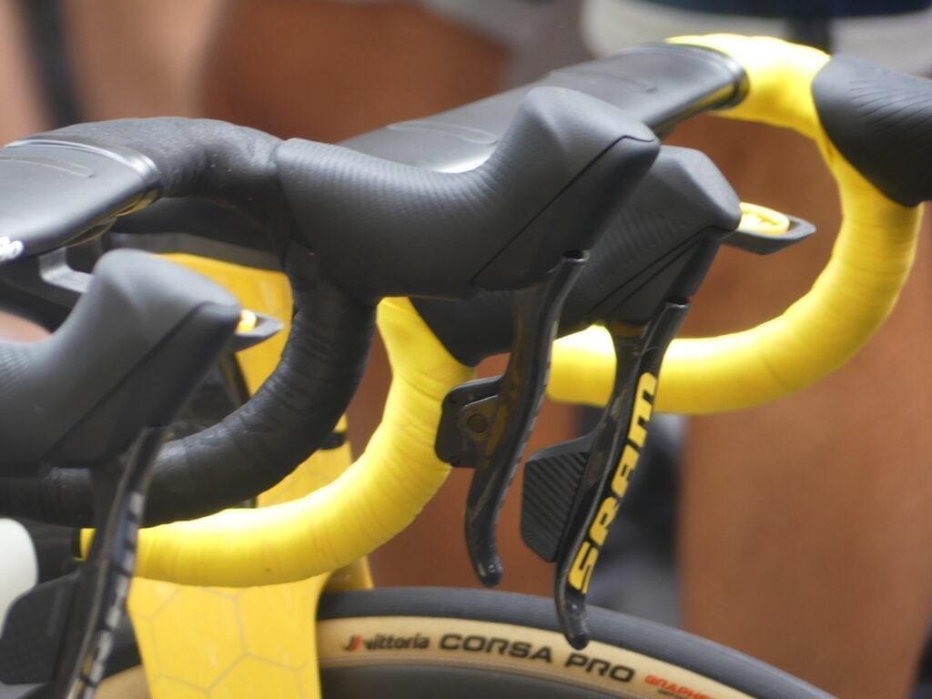 Dans les paddocks du Tour de France 2023 les vélos et matériel à voir...