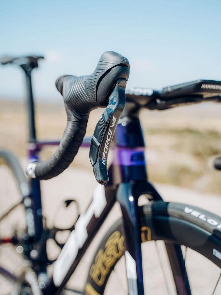 2023 BH Ultralight de l'équipe Burgos-BH personnalisé pour la Vuelta 2023