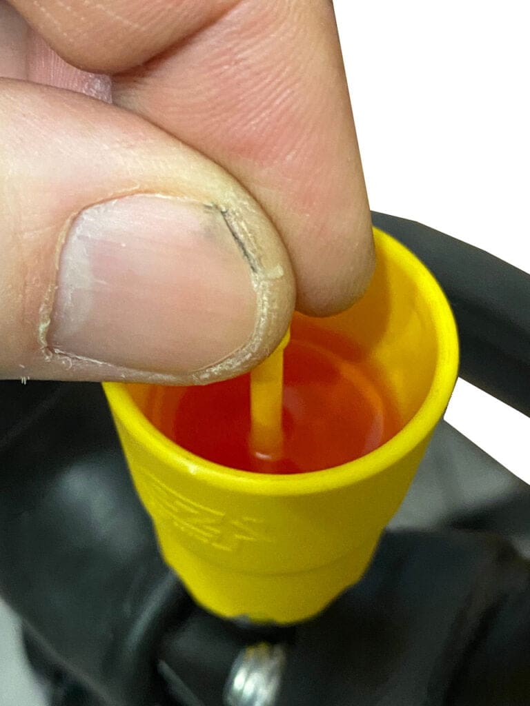 Changer les plaquettes et faire la purge des freins Shimano sur les groupes Dura-Ace, Ultegra et 105 12 vitesses