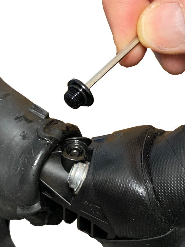 Changer les plaquettes et faire la purge des freins Shimano sur les groupes Dura-Ace, Ultegra et 105 12 vitesses