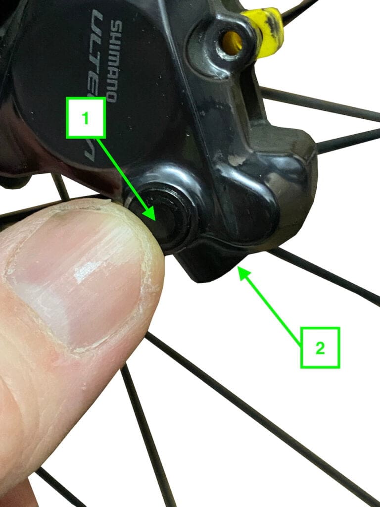 Changer les plaquettes et faire la purge des freins Shimano sur les groupes Dura-Ace, Ultegra et 105 12 vitesses