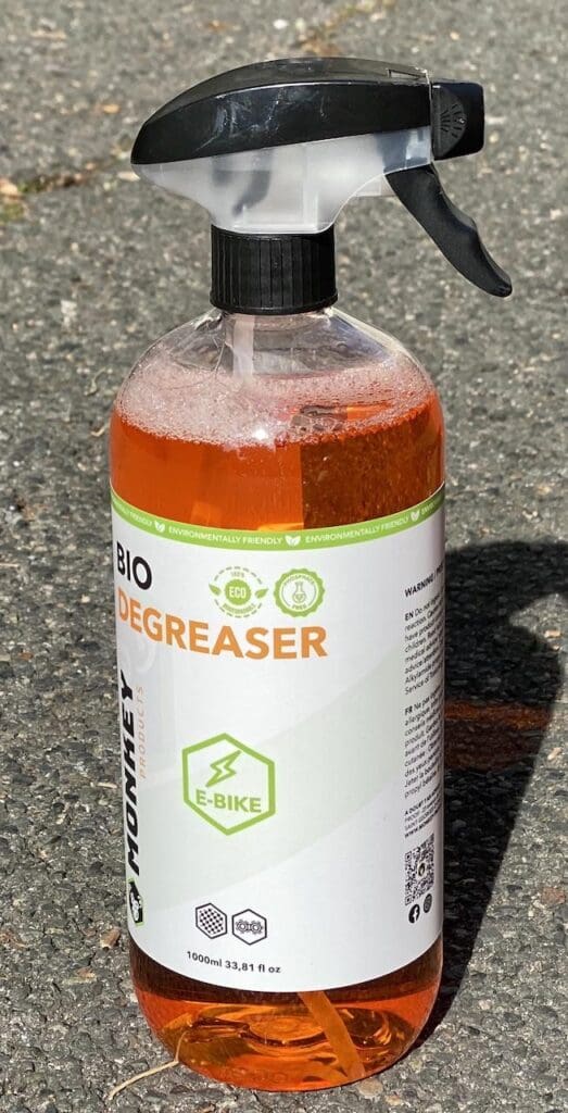 2023 Test Monkey Products Bio Degreaser et Bio Shampoo