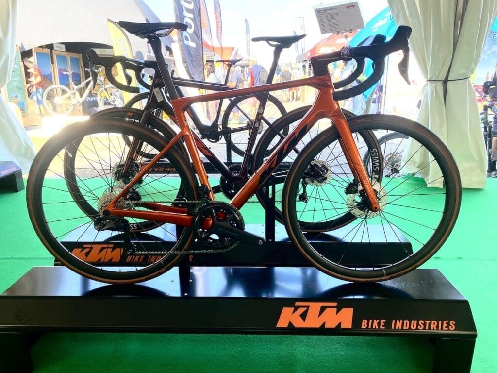 2023 salon Roc D'Azur