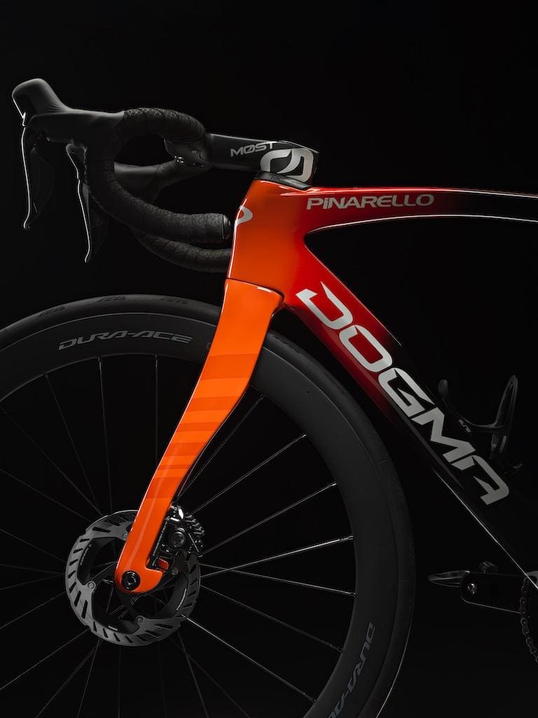 2024 vélo Pinarello Dogma F d'Ineos-Grenadiers