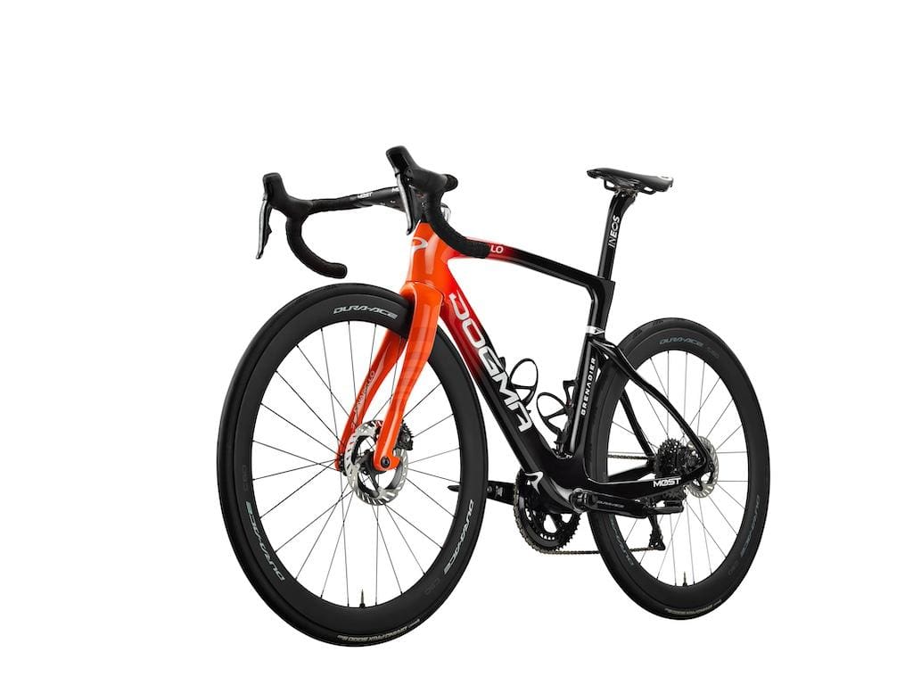 2024 vélo Pinarello Dogma F d'Ineos-Grenadiers