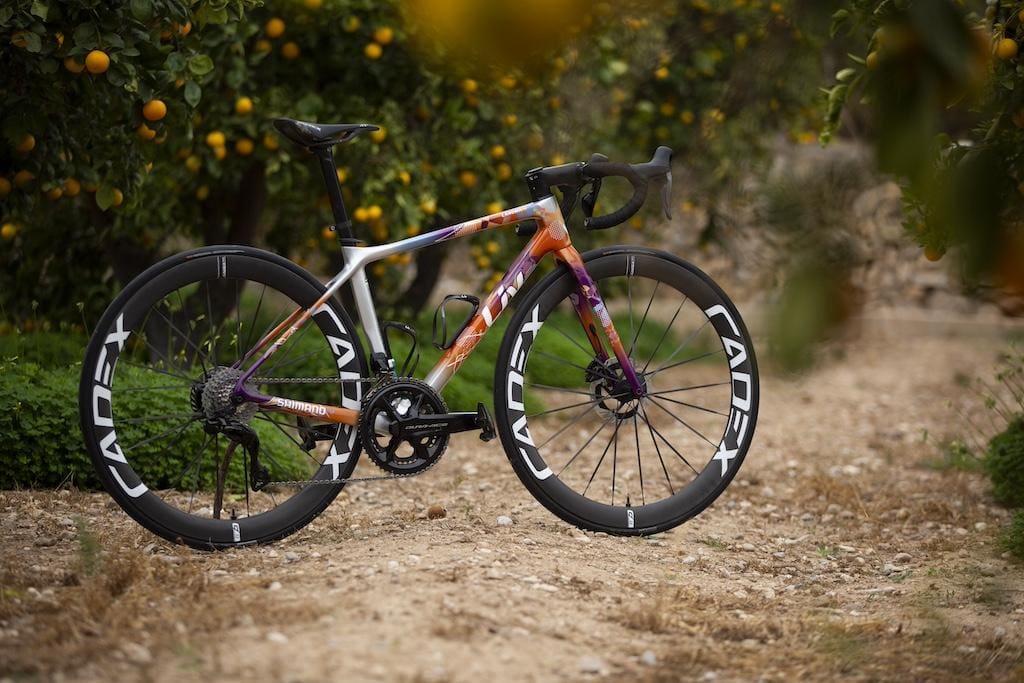 2024 vélo Liv Langma Advanced SL de l'équipe Jayco AlUla