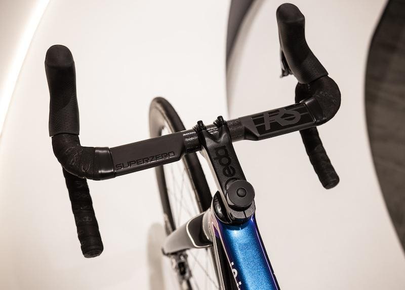 2024 vélo Officine Mattio Lemma RT de l'équipe BePink