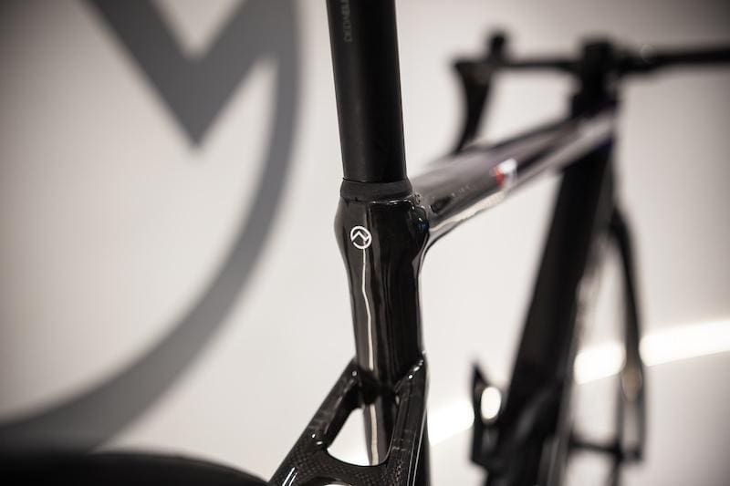 2024 vélo Officine Mattio Lemma RT de l'équipe BePink