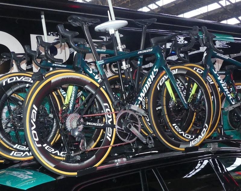 2024 vélos et matériel du Omloop Het Nieuwsblad