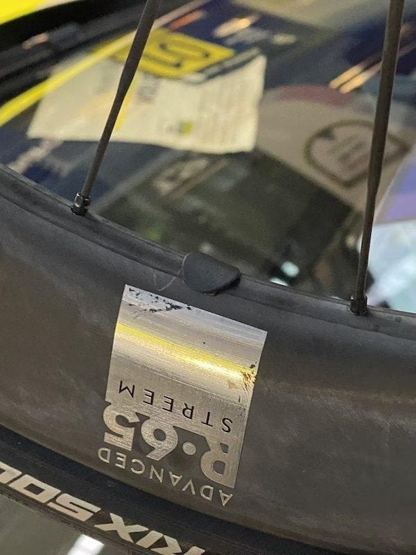 2024 vélos et matériel du Omloop Het Nieuwsblad