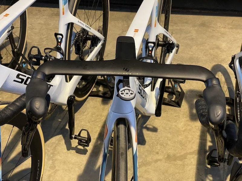 2024 vélos et matériel du Omloop Het Nieuwsblad