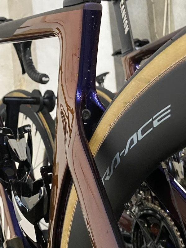 2024 vélos et matériel du Omloop Het Nieuwsblad