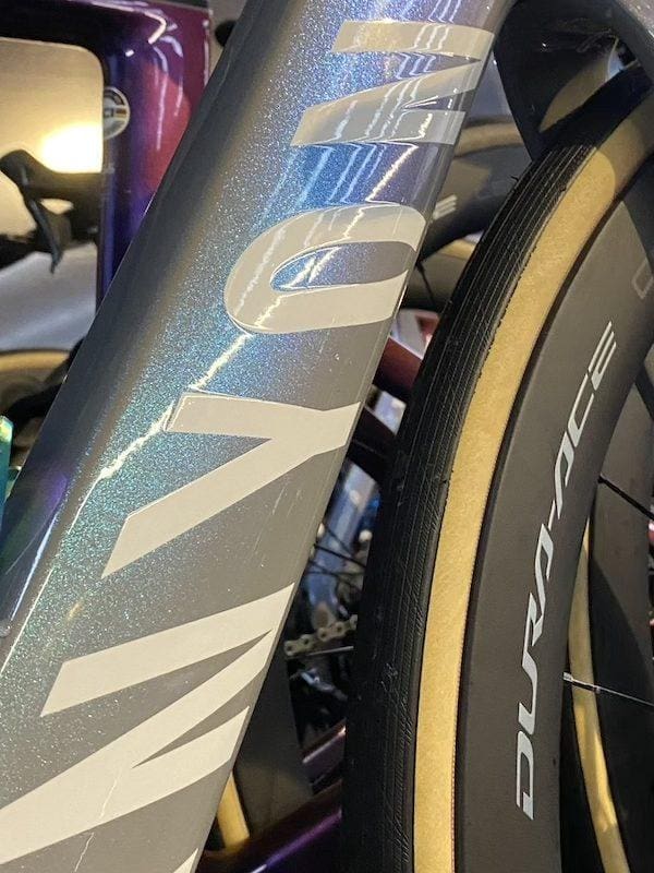 2024 vélos et matériel du Omloop Het Nieuwsblad