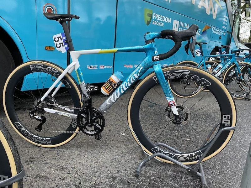 2024 vélos et matériel du Omloop Het Nieuwsblad