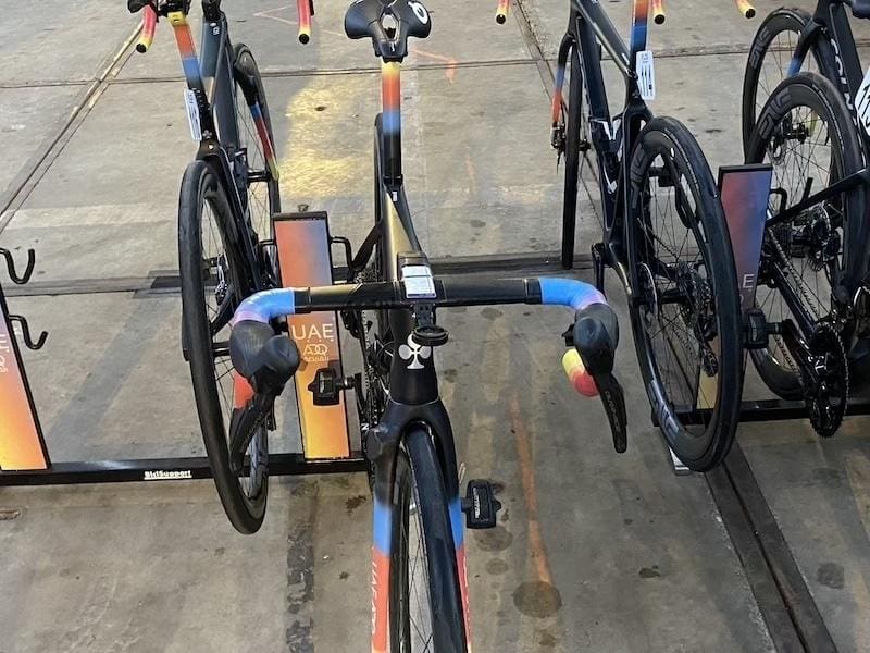 2024 vélos et matériel du Omloop Het Nieuwsblad