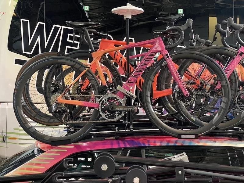 2024 vélos et matériel du Omloop Het Nieuwsblad