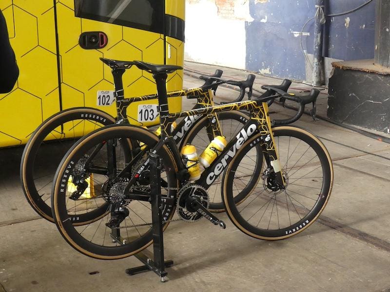 2024 vélos et matériel du Omloop Het Nieuwsblad