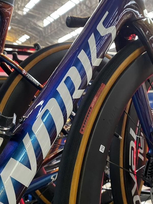 2024 vélos et matériel du Omloop Het Nieuwsblad